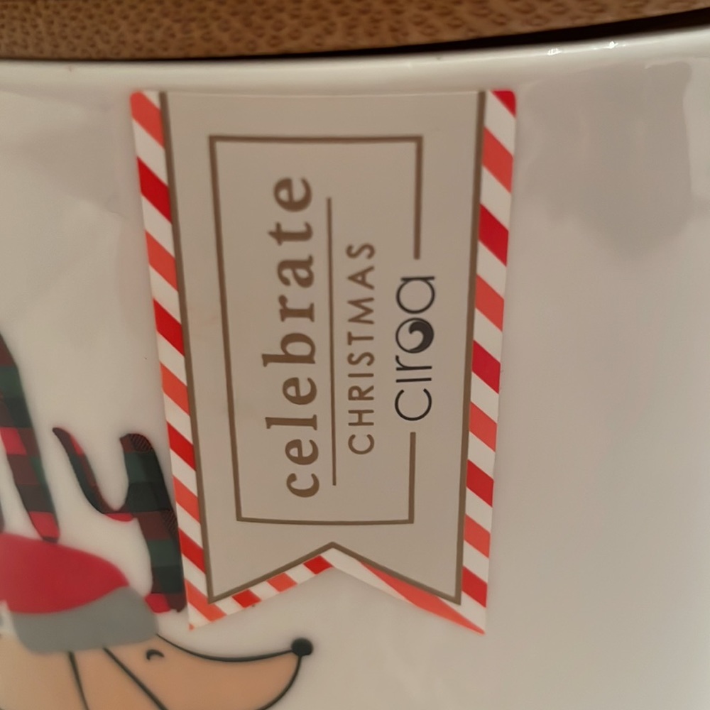 Dachshund holiday themed canister. - Picture 3 of 9